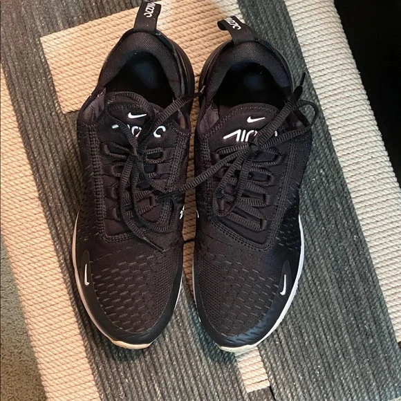 Nike Air Max 270 Black and White Sneakers - Picture 6 of 16